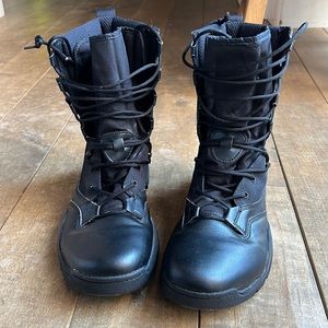 Men’s size 12 Nike SFS black leather work boots.